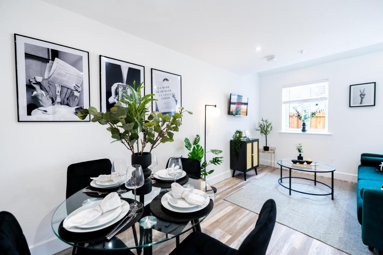 Hosta Group - Prestige 1 Bed Apartment - The Olive Cambridge  Exterior photo