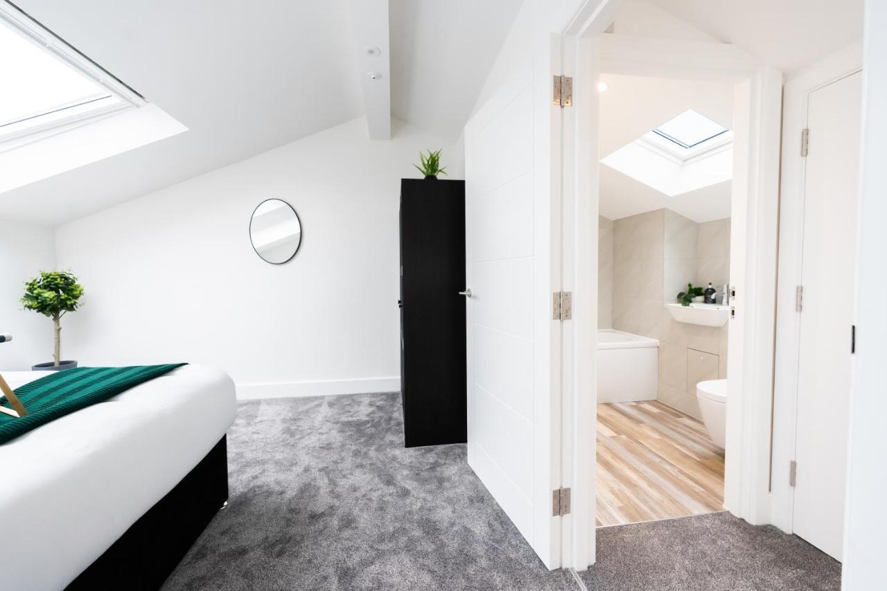 Hosta Group - Prestige 1 Bed Apartment - The Olive Cambridge  Exterior photo